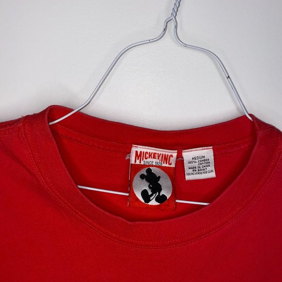 Mickey Mouse T-shirt Red Adult Med with Minnie Daffy Pluto Goofy Daisy Duck - Picture 6 of 9